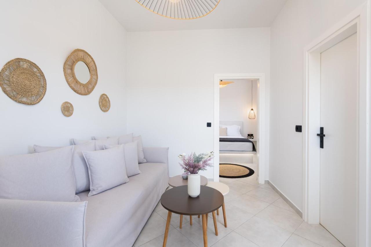 Almira Luxury Suites Playa de Perivolos Exterior foto